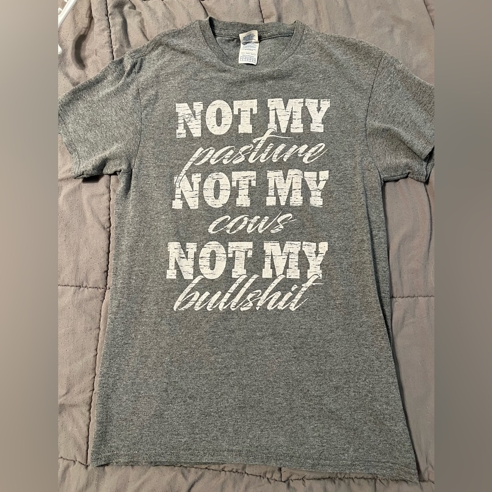 Graphic tee